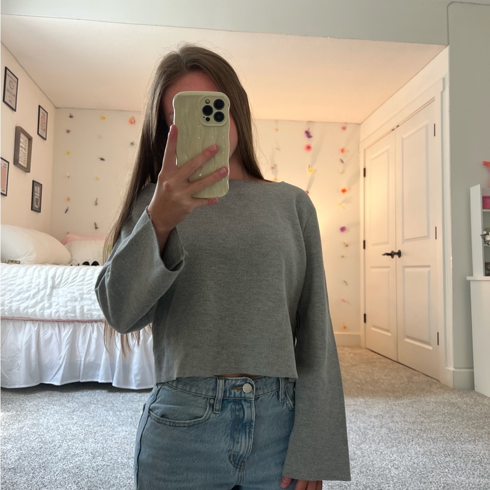 For The Republic Gray Women's Sweater